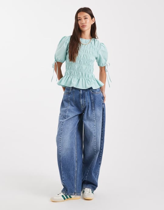 ASOS DESIGN puffy ärm topp med rynkdetalj i grönrandig - Image 2