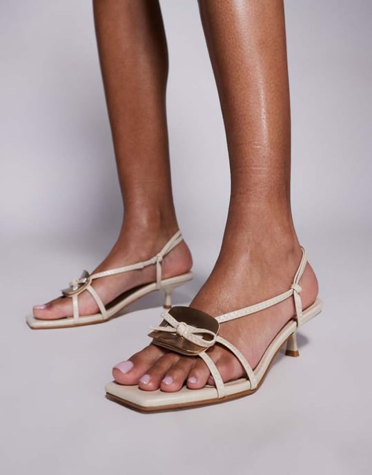 Simmi London Heiti fyrkantig tå snörda kitten heels i sten - Image 1