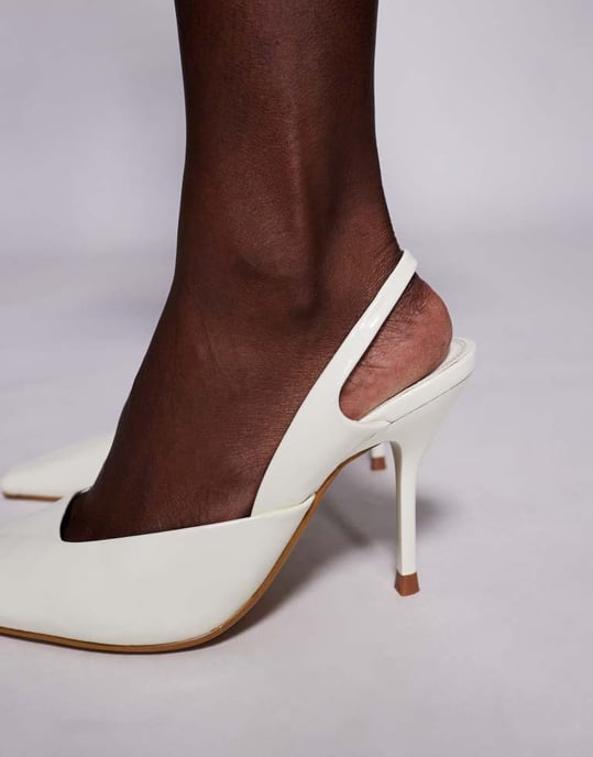 Simmi London Wide Fit Darcia spetsig slingback klackskor i smörgul - Image 2
