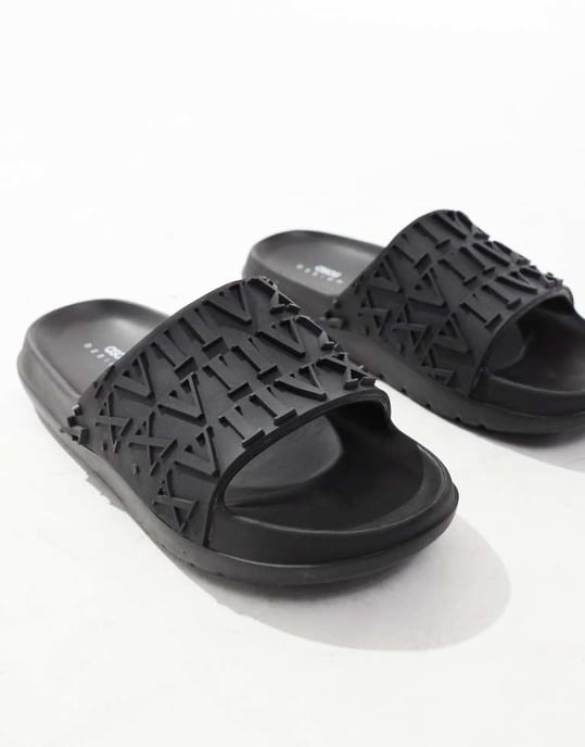 ASOS DESIGN sandaler i svart med präglade romerska siffror - Image 1
