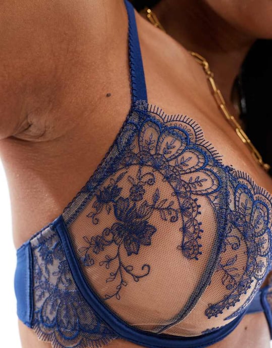 ASOS DESIGN Premium fine embroidery underwired bra in navy - Image 3