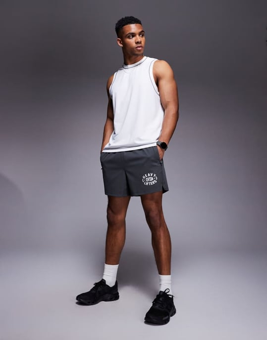 4505 Heavy Lifting graphic training shorts with zip pockets in graphite - Image 2