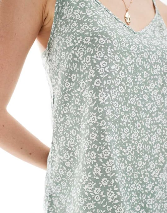 Vero Moda v neck cami top co-ord in sage floral - Image 4