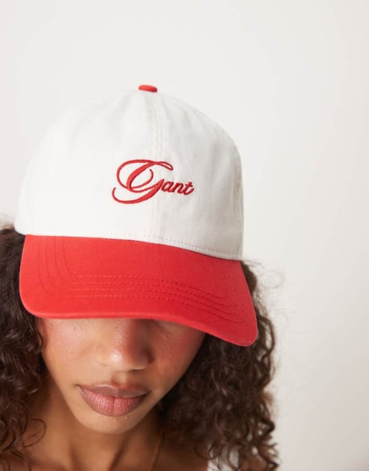 GANT skriptlogo bomullstwill baseballkeps i vitt och rött - Image 2