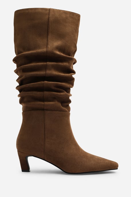 Where's That From Womens Kensley Ruched Slouch Knee High Snipped Toe Boot - Image 2
