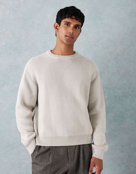 Veckodagströja i off-white - Image 1