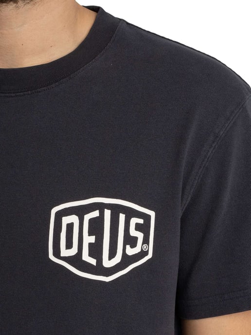 Deus Ex Machina Shield Garment Dyed T-Shirt, Zwart - Image 4