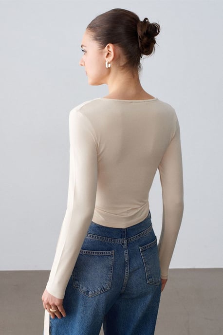Women’s Crop Wrap Blouse With Tie Detail - Image 2