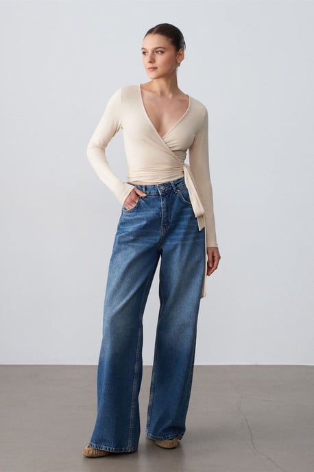 Women’s Crop Wrap Blouse With Tie Detail - Image 4