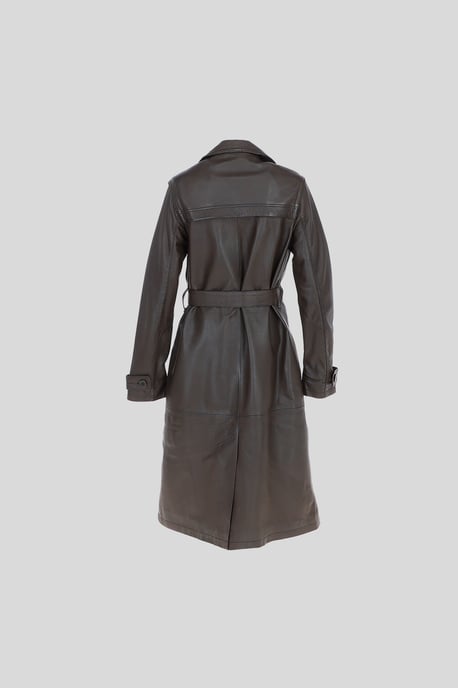 Elegant Longline Genuine Leather Trench Coat with Waist Tie - Image 3
