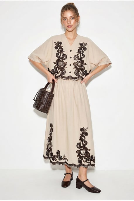 Oversized V-neck Embroidered 3/4 Sleeve Shirt and Wide Leg Pants Set - Image 3