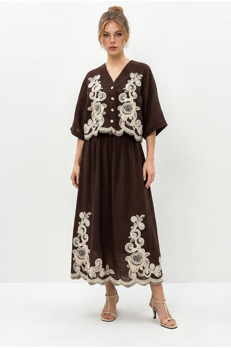 Oversized V-neck Embroidered 3/4 Sleeve Shirt and Wide Leg Pants Set - Image 3