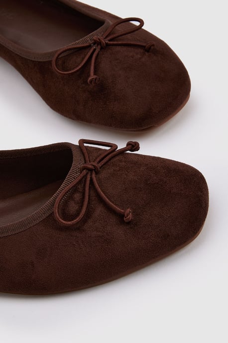 Faux Suede Bow Detail Square Toe Ballet Flats - Image 5