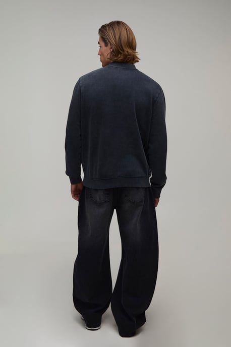 Extreme Barrel Fit Washed Jeans - Image 2