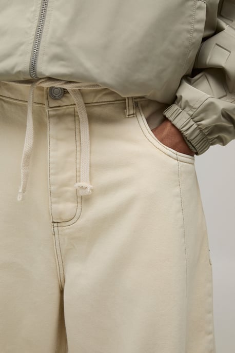 Panelled Rope Belted Barrel Fit Jeans - Image 3