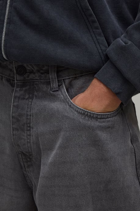 Extreme Barrel Fit Washed Jeans - Image 3