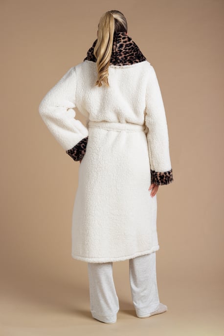 Ivory Leopard Hood Sherpa Dressing Gown - Image 2