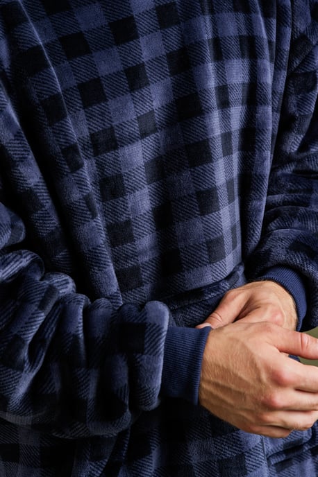 Navy Check Print Oversized Hoodie Blanket - Image 4