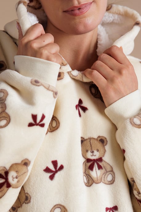 Ecru Teddy Bear Hooded Blanket - Image 3