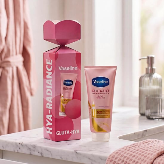Vaseline Gluta-Hya Dewy Radiance Gift set 200 ml, Pack of 3 - Image 3