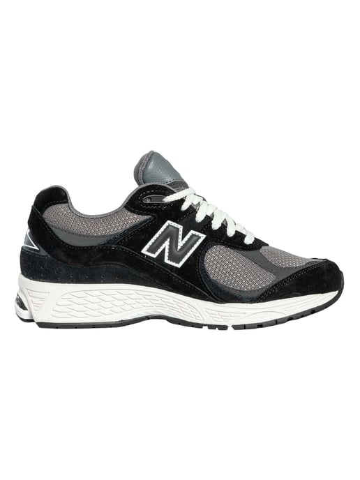 New Balance 2002 Suede Trainers, Black - Image 3