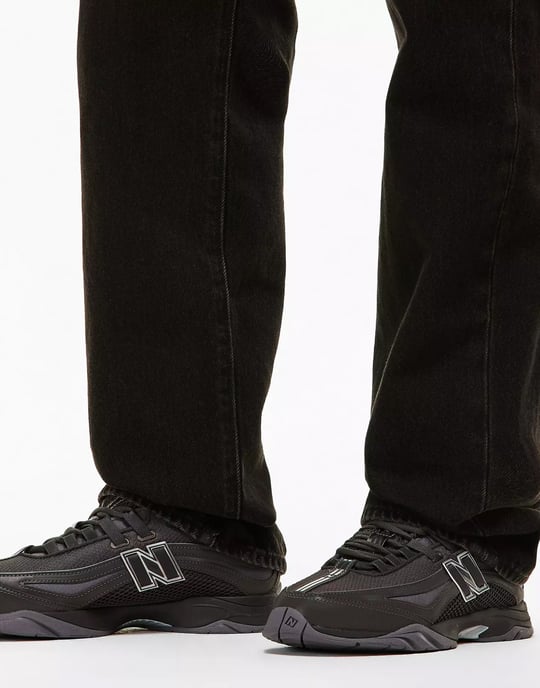 RC56 Bleknade Svarta Sneakers - Image 6