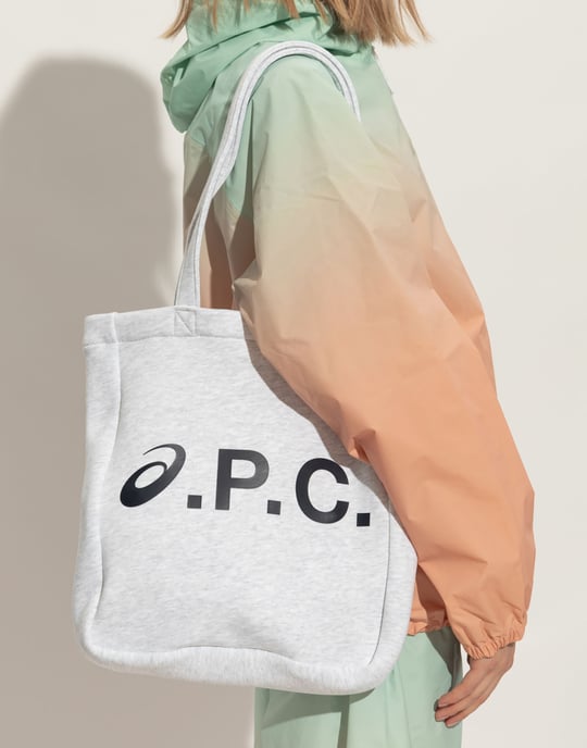 APC x Asics Lou-logotypväska - Image 5