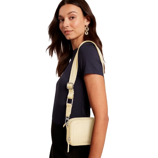Ted Baker Linzie Webbing Liten Axelremsväska I Läder - Ljusgul Kameraväska - Image 4