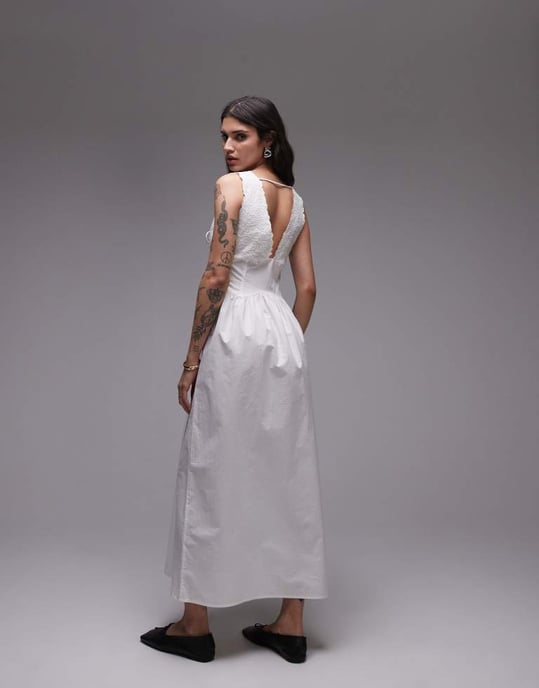 Topshop knyt framtill broderad midi-klänning i vitt - Image 4