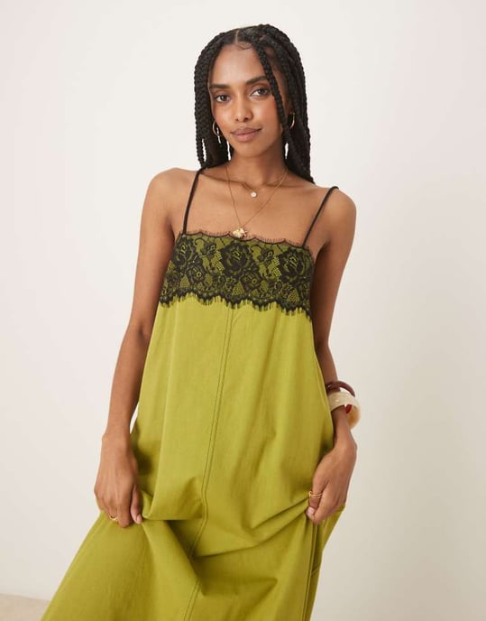 ASOS DESIGN midiklänning med spetsöverdrag i olivgrön - Image 4
