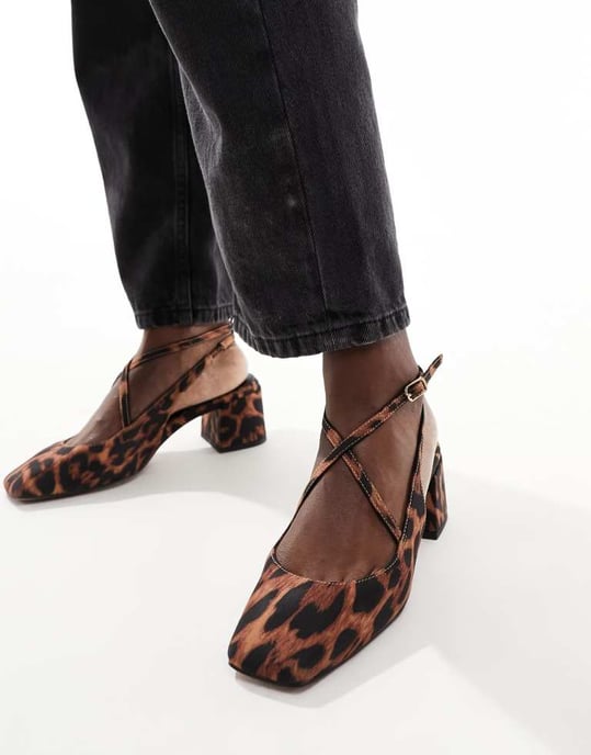 ASOS DESIGN Sawyer square toe block heeled mid shoes in leopard - Image 2