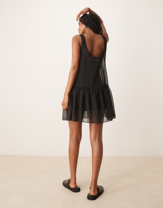 ASOS DESIGN mini klänning med drop waist i svart - Image 4