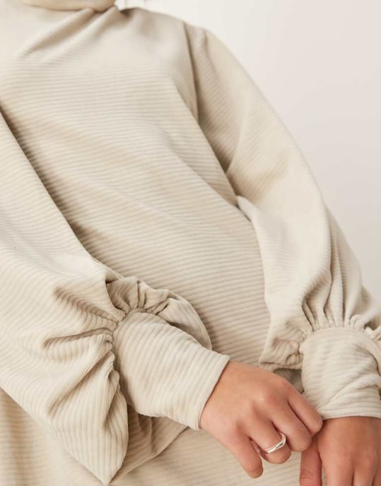 ASOS DESIGN chunky kord rullkrage slouchy mini klänning i sten - Image 4