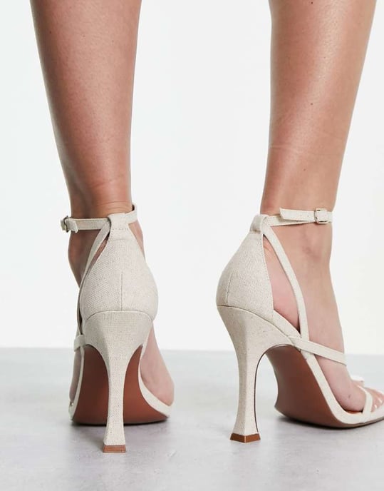 ASOS DESIGN Nelly asymmetriska högklackade sandaler i naturligt linne - Image 2