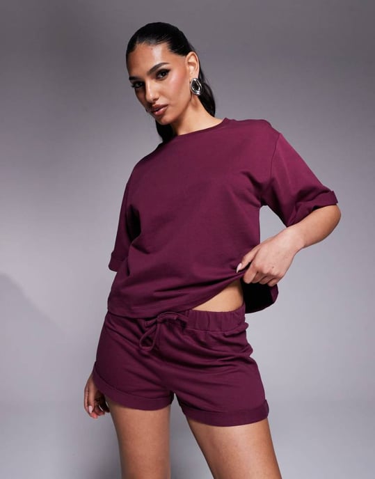 ASOS DESIGN sweatshorts set i vinröd - Image 2