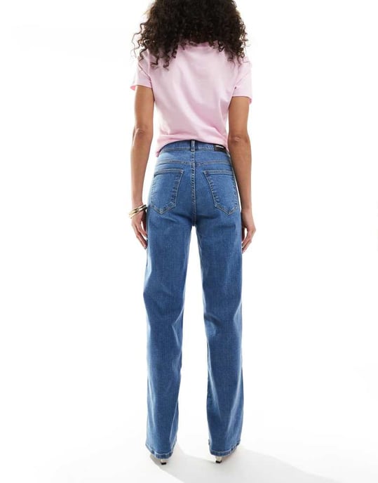 Dr Denim Moxy rak benen kurvat snitt jeans i vale sky enfärgad medelblå tvätt - Image 2