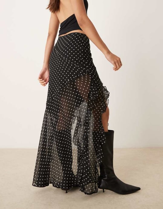 ASOS DESIGN chiffong maxikjol med volangdetaljer i monospot - Image 4