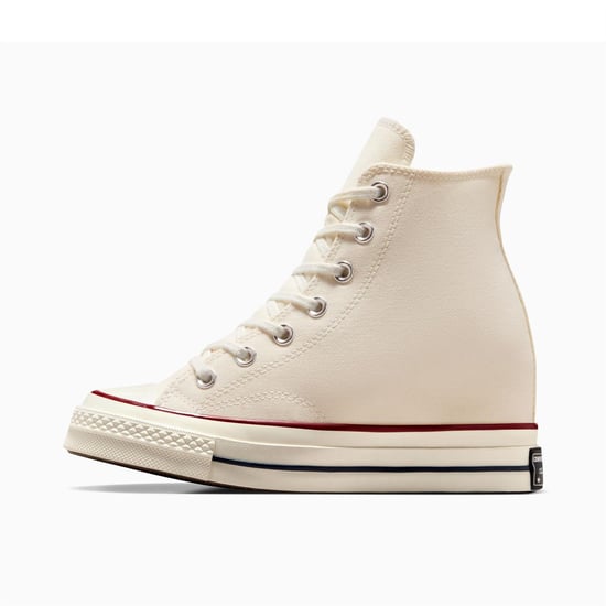 Women's Converse Chuck 70 Trainers in 286-Egret/Bla - Image 2