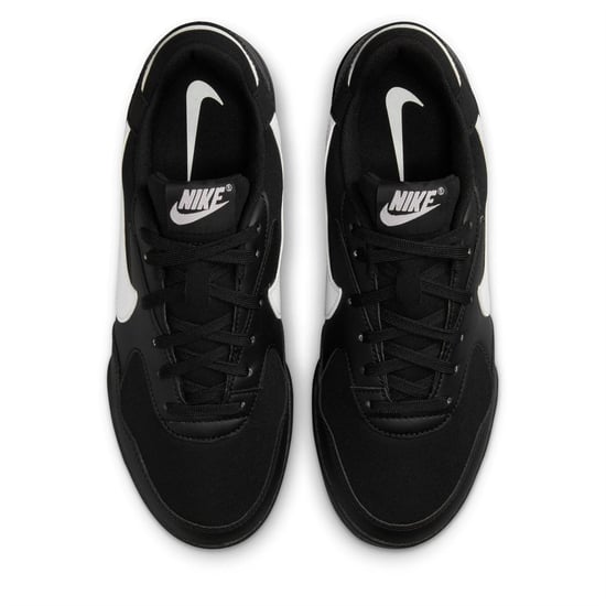 Women's Nike Terra Manta Trainers in Black/White-B - Image 5