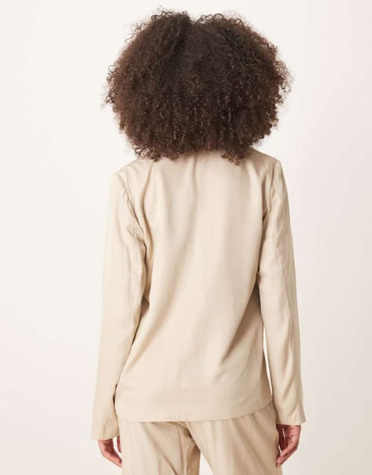 Vila oversized button front blazer co-ord in oatmeal - Image 3