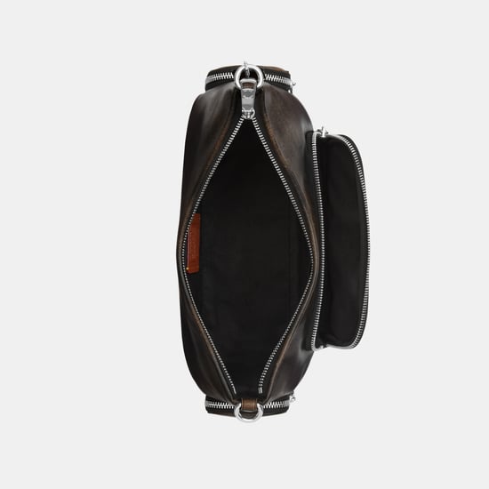 Laurel Shoulder Bag With Pockets In Loved Leather - Image 5