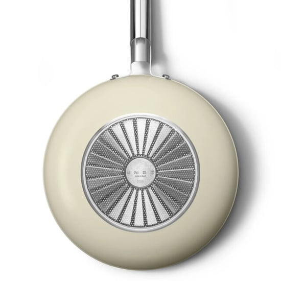 Smeg Wokpan keramische coating creme 30cm - Image 5