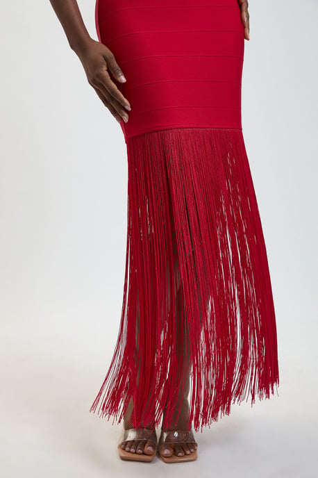Figure Form Bandage Fringe Knit Halter Neck Midi Dress - Image 2