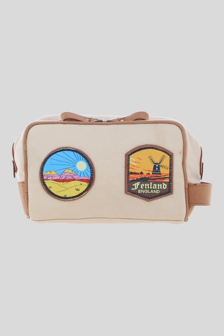 Explorer Patch Washbag - Image 3