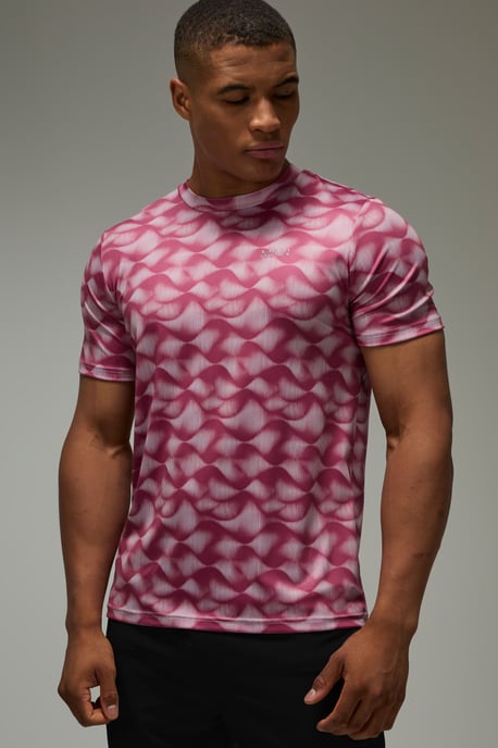 Man Active Abstract Wave Regular Fit T-Shirt - Image 1