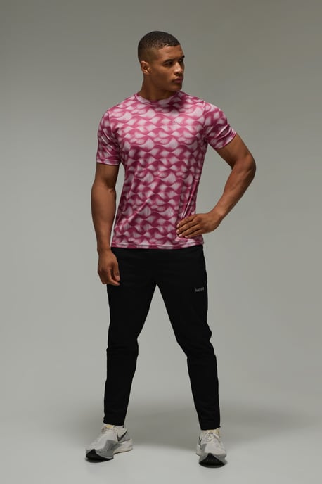 Man Active Abstract Wave Regular Fit T-Shirt - Image 4