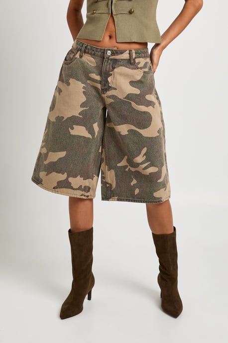 Camo Print Low Rise Longline Jort - Image 1