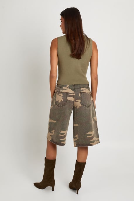 Camo Print Low Rise Longline Jort - Image 2