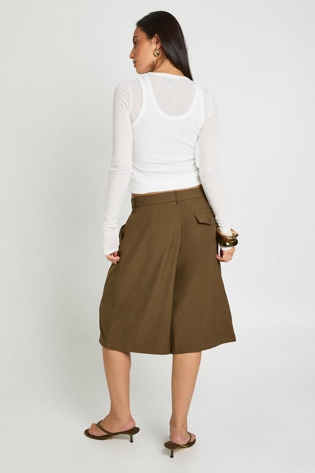 Boxer Front Pleated Tailored Jort - Image 2