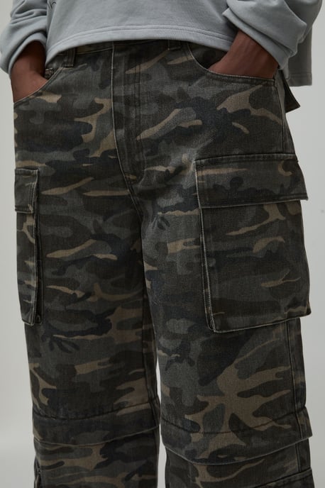 Tall Camo Print Zip Off 2-in-1 Baggy Cargo Trousers - Image 3